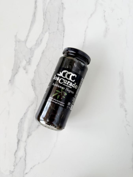 Черные оливки без косточки